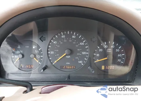 2001 Mercedes-Benz Ml 320 z USA, uszkodzony, nr VIN 4JGAB54E81A248439